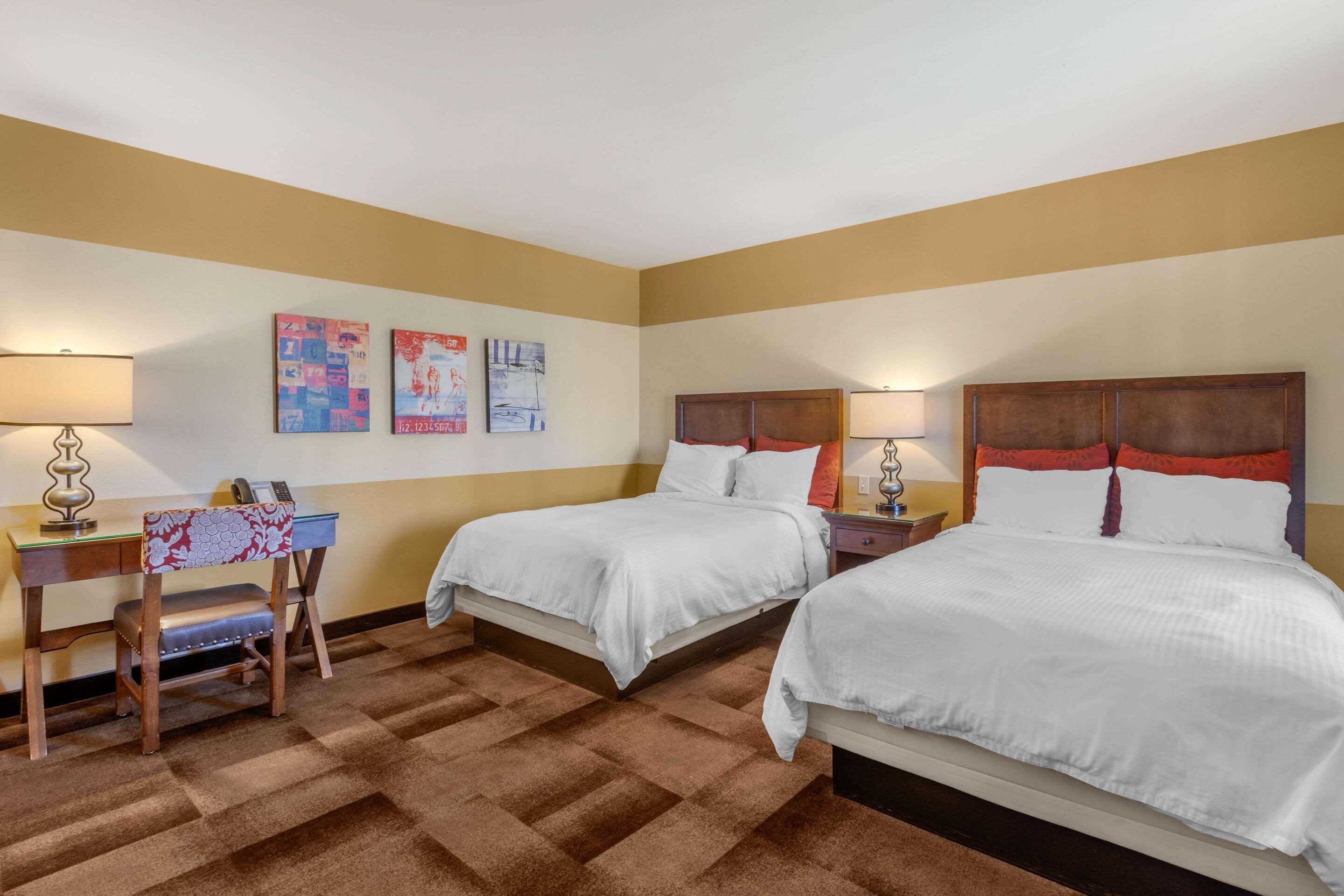Carlton Oaks Lodge, Ascend Hotel Collection Санті Екстер'єр фото