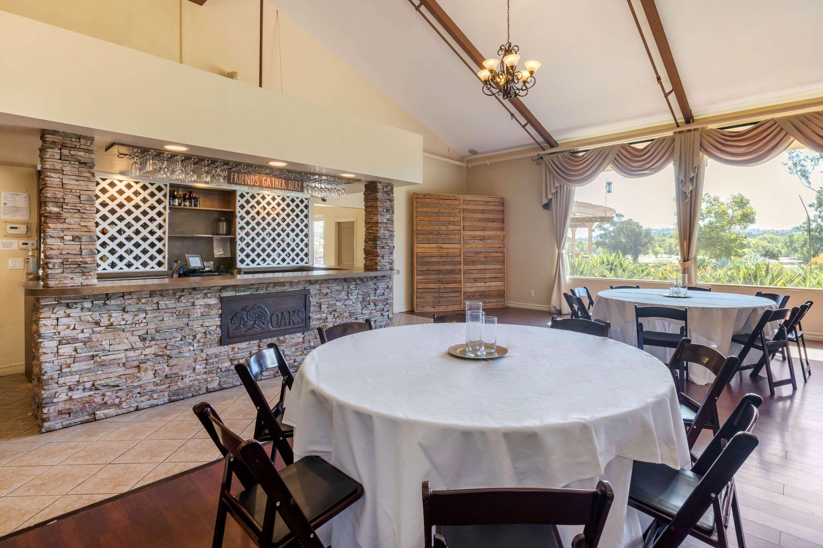 Carlton Oaks Lodge, Ascend Hotel Collection Санті Екстер'єр фото
